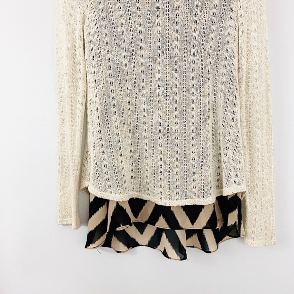 Moa Moa cream lace w/Chevron lined print tunic - Picture 4 of 6